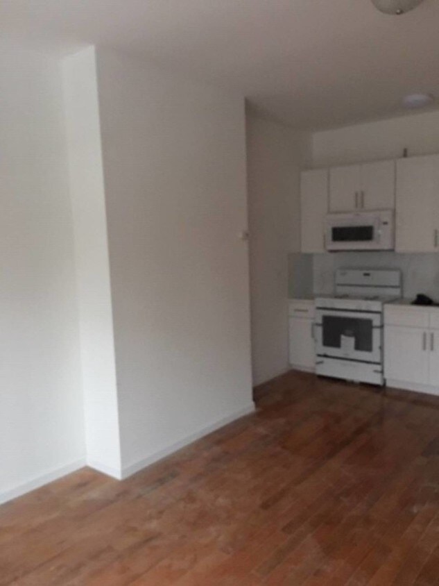 Primary Photo - 721 Prospect Ave