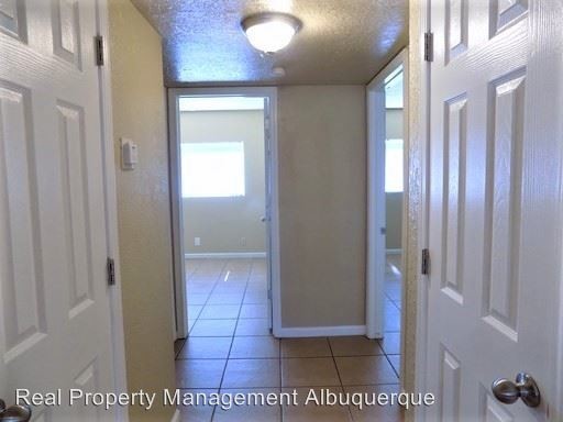 Foto del edificio - 13300 Mountain Rd NE