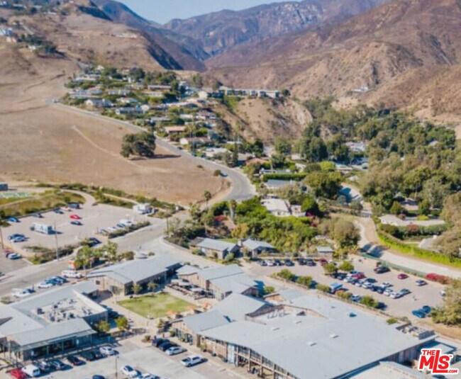 Foto del edificio - 6236 Trancas Canyon Rd