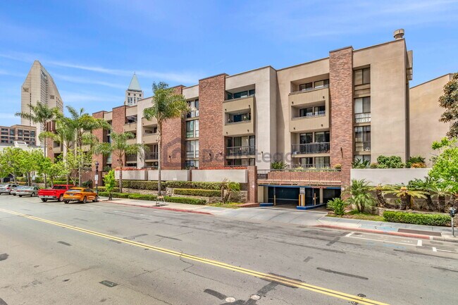 Building Photo - 750 State St