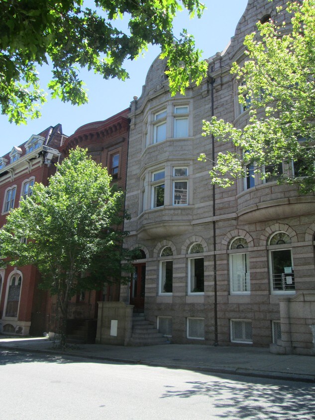 Foto del edificio - 1704 Eutaw Pl