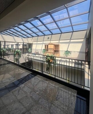 Foto del edificio - 373 Highland Ave