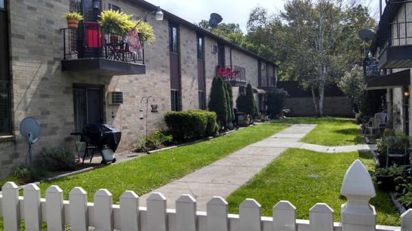 275 Patio Ellis - 265 Ellis Ave