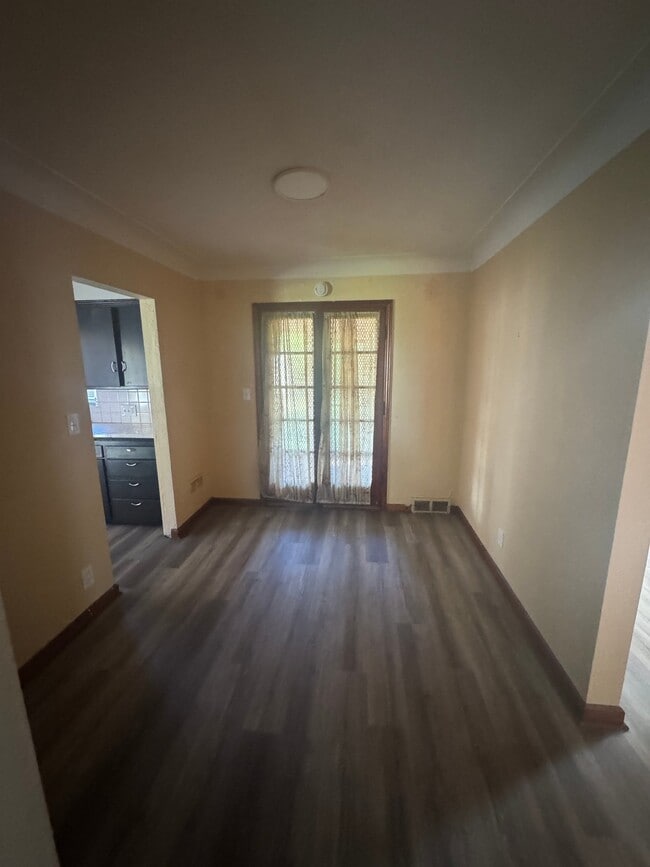 Foto del edificio - 922 Secor Rd