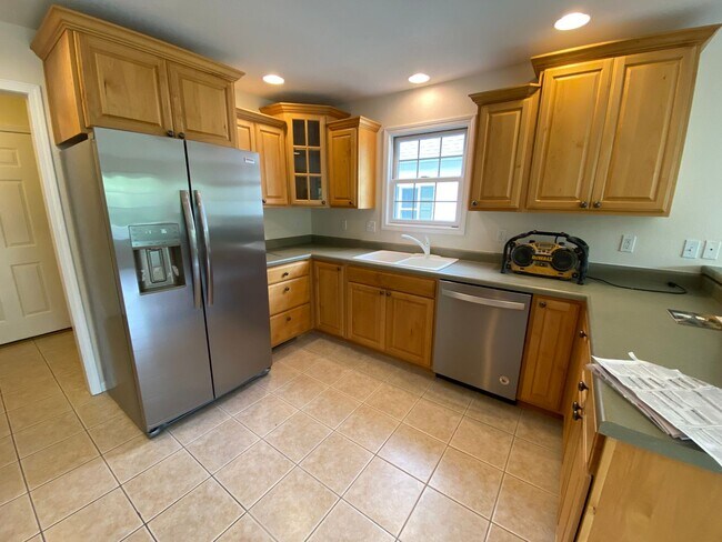 Foto del edificio - Available in August!! 3 Bedroom / 2 Bathro...