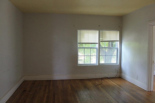Building Photo - 2908 Truxillo St