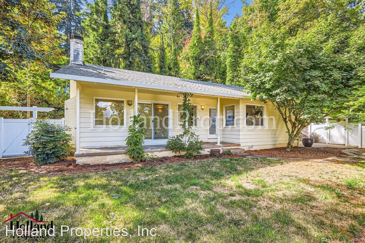 Primary Photo - 3 br, 2 bath House - 19366 View Drive
