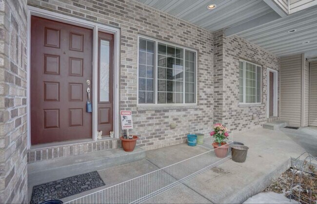 Foto del edificio - 2904 Kentville Dr