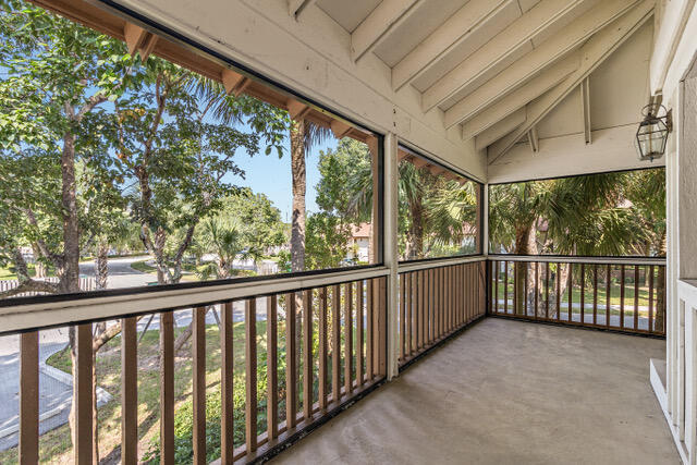 Foto del edificio - 307 Brackenwood Cir