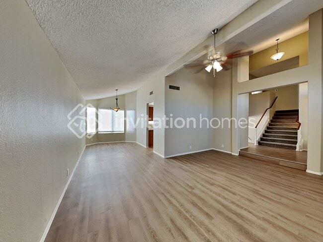 Building Photo - 8445 W Emile Zola Ave