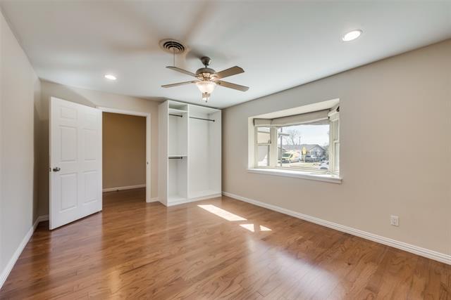 Foto del edificio - 8611 Hanford Dr