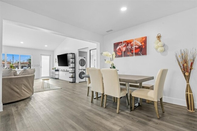 Foto del edificio - 730 Northwest 18th Avenue, Miami, FL 33125...