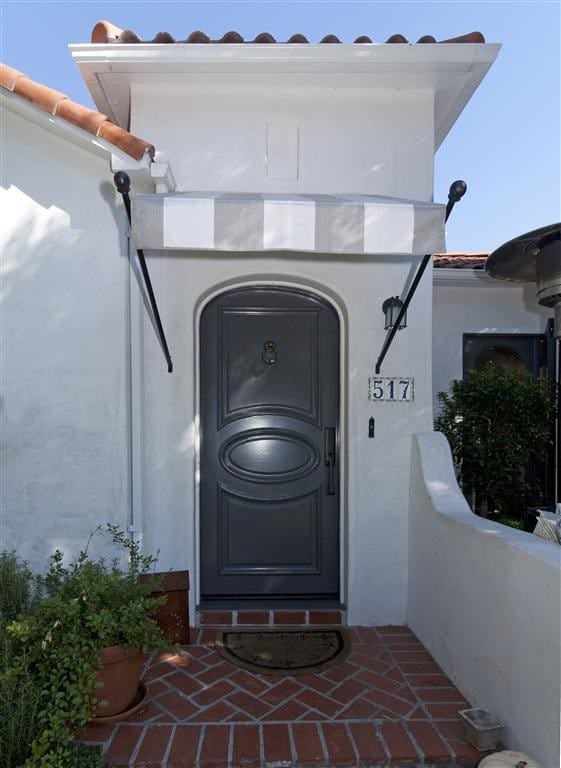 Front Door - 517 Euclid St