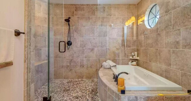 Foto del edificio - 442 Riverview Ln