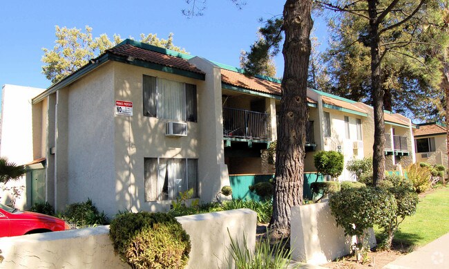 Foto del edificio - Casa Real Apartments