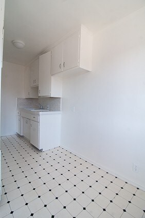 Building Photo - 11415 Venice Blvd
