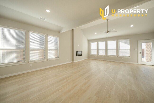 Foto del edificio - 2022 Built Upgraded Home for Rent
