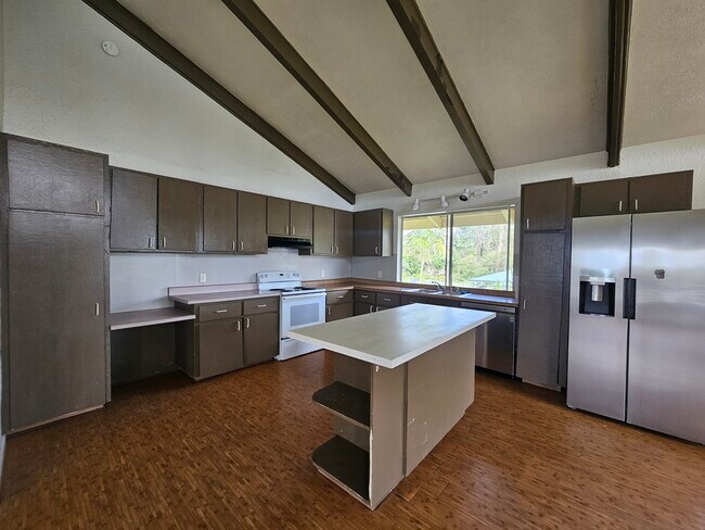 Building Photo - 16-2120-2120 Anthurium Dr