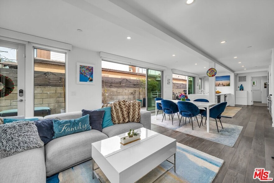 Foto principal - 718 Marine St