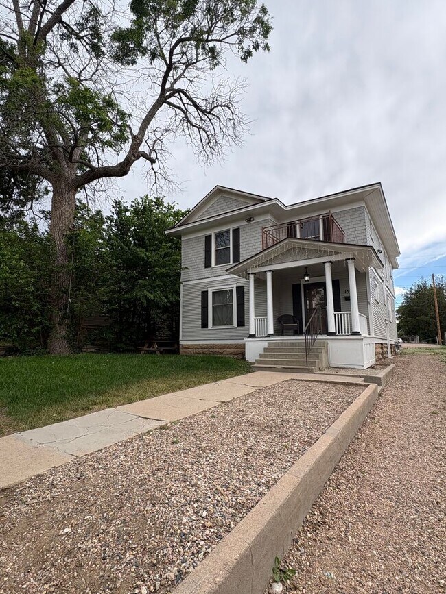 Foto del edificio - Private Suites in a Beautiful Shared Home Near UNC & Coffee Shops