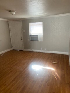 Foto del edificio - 8125 Airlift Ave