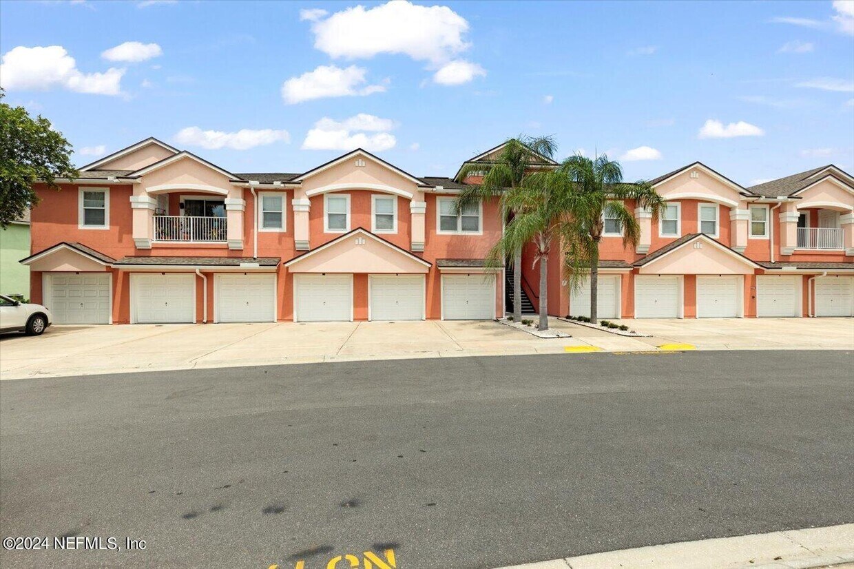 Primary Photo - 13851 Herons Landing Way