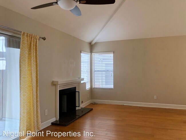 Foto del edificio - 2 br, 1.5 bath House - 25061 Calle Playa #C