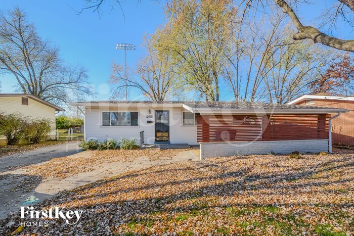 Primary Photo - 2413 St Robert Ln