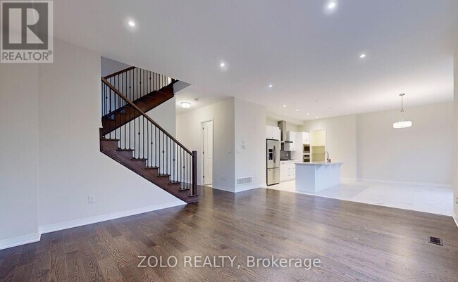 Building Photo - 3705 Lakepoint Dr