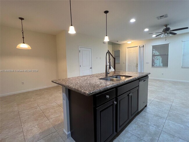 Foto del edificio - 12541 NW 32nd Manor