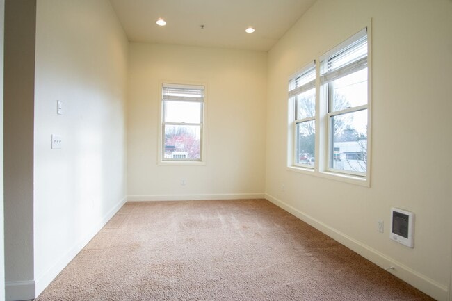 Photo - Corner 2 Bedroom with DW, W/D, Fireplace + Juliette Balcony! Apartment