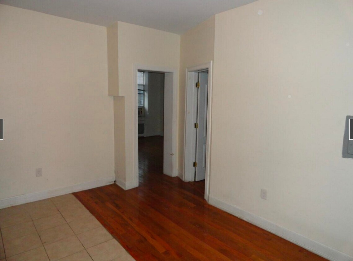 Primary Photo - 31 Clifton Pl