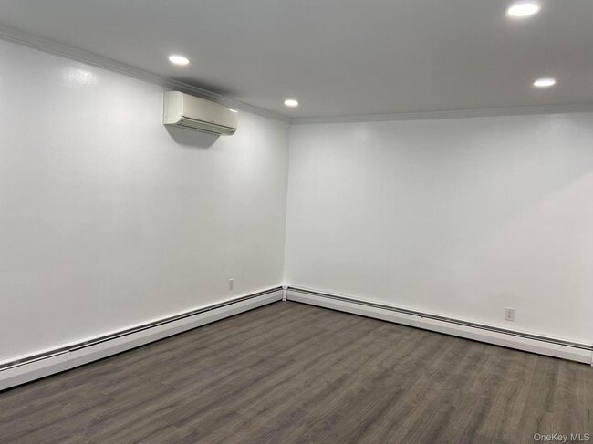 Building Photo - 3841 Orloff Ave