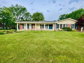 Building Photo - 514 Redondo Dr