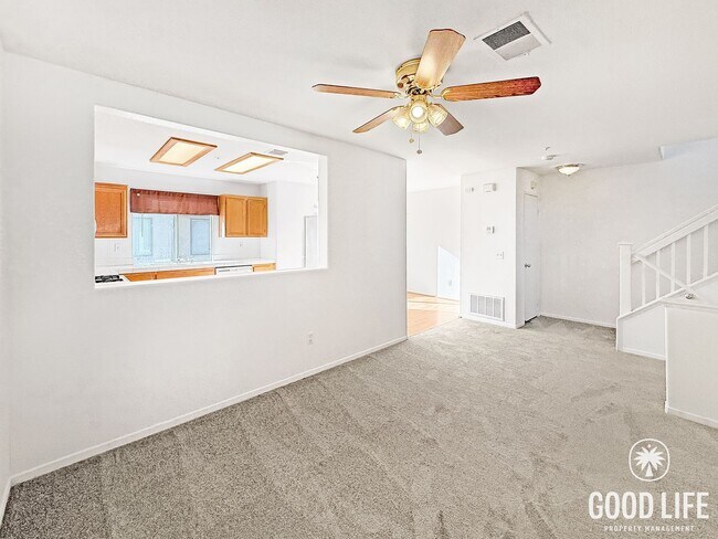 Building Photo - Modern 2BR/2BA Condo with Private Balcony in San Diego!