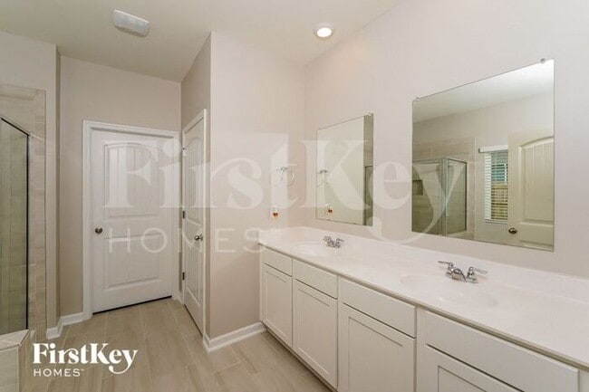 Building Photo - 1046 Mountain Laurel Cir