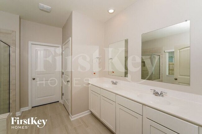 Foto del edificio - 1046 Mountain Laurel Cir