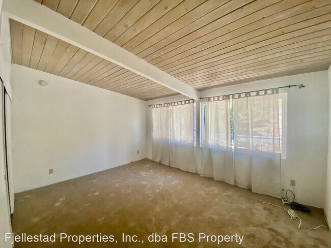 Building Photo - 4 br, 2 bath House - 5675 Dartford Way