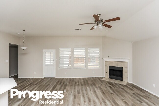 Foto del edificio - 422 Sugarberry Ln