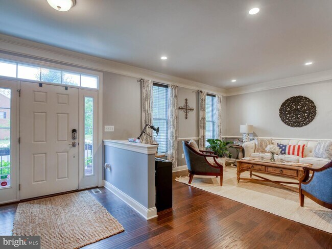 Foto del edificio - 23266 Evergreen Ridge Dr