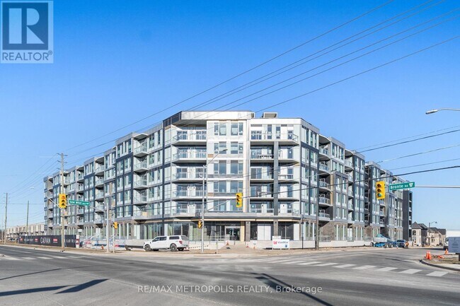 Photo du bâtiment - 2501 Saw Whet Blvd.