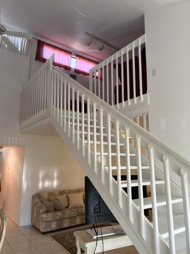 Foto del edificio - 14085 Nesting Way