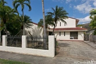 Building Photo - 6777 Hawaii Kai Dr