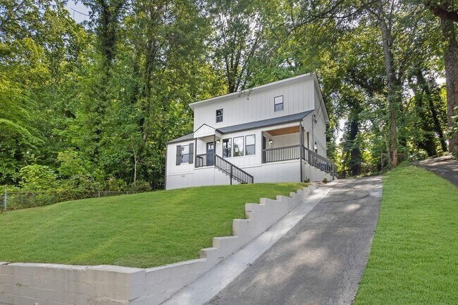 Foto del edificio - 1080 Westmont Rd SW