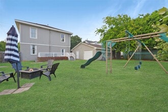 Building Photo - 3427 Avenue L