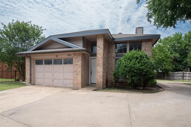 Building Photo - 1355 Glencliff Cir