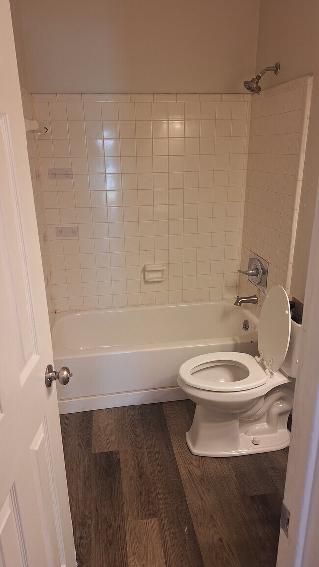 Foto del edificio - 5811 NW 23rd Terrace