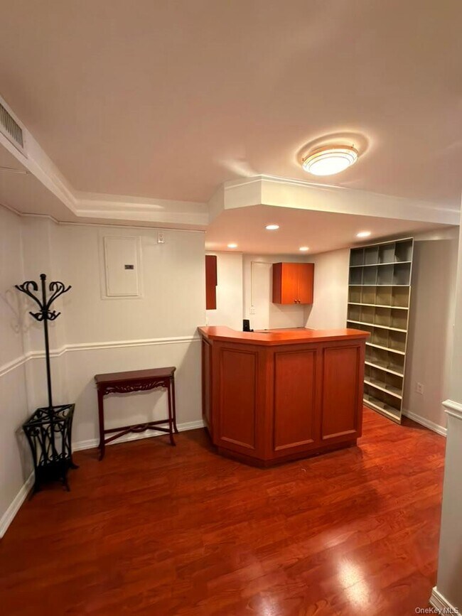 Foto del edificio - 155 W 68th St
