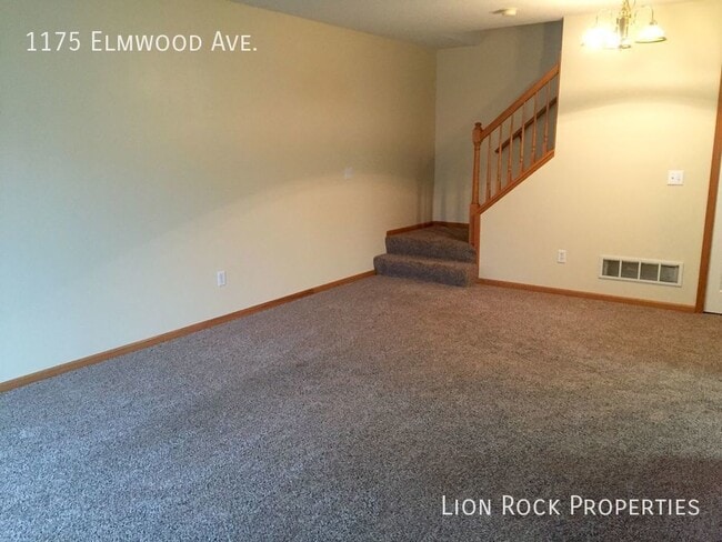 Building Photo - Charming 2 Bedroom in Shakopee