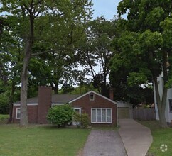 Building Photo - 387 Lora Ave